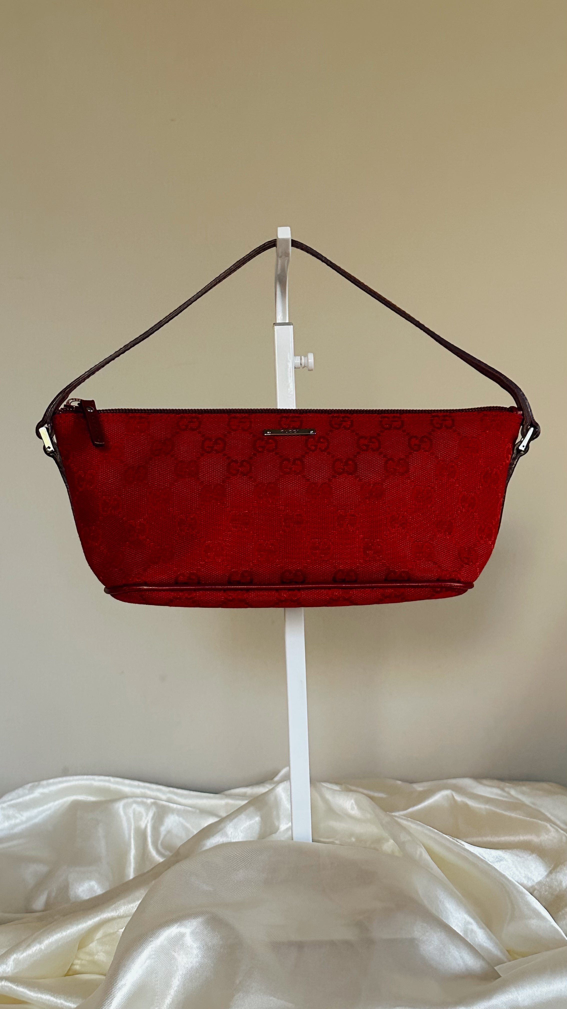 Rare Tom Ford Era Gucci Red Canvas Boat Bag Pochette | Made in Italy